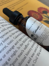 Load image into Gallery viewer, Calendula + Echinacea body oil
